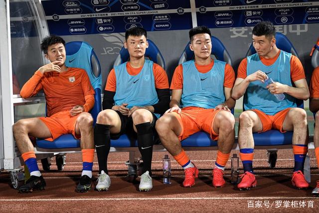 回顾夺冠历程！埃泽：阿森纳目标是再次夺冠 坚信信念与谦逊并存