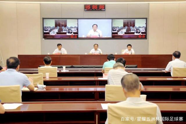 穆帅二度归来执掌银河战舰，14亿标王领衔六大新援，皇马剑指西甲荣耀？